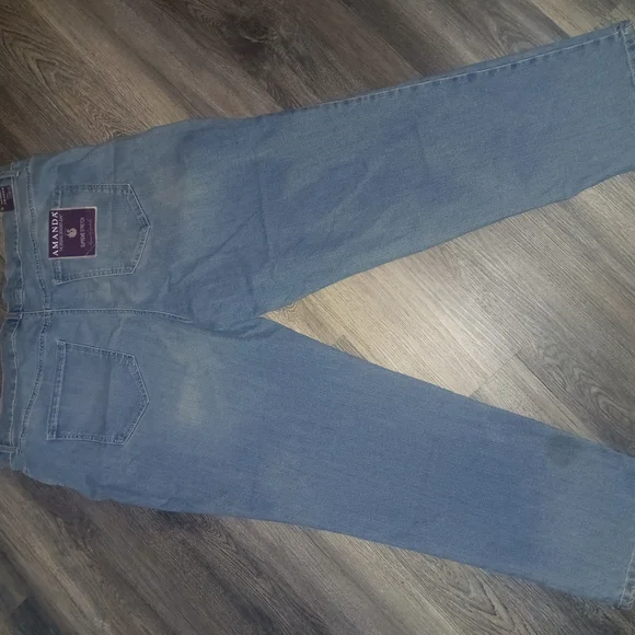 Gloria Vanderbilt Blue Relaxed Jeans Classic Style - Picture 2 of 7